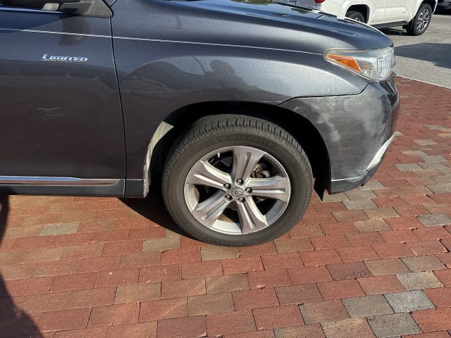 Used 2013 Toyota Highlander SUV