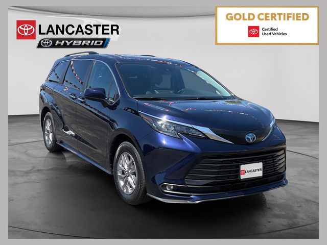 Blueprint 2025 Toyota Sienna Minivan Front-Wheel Drive Continuously Variable Transmission