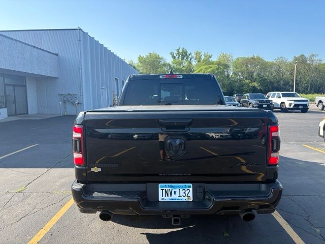 2019 Diamond Black Crystal Pearlcoat Ram 1500 Big Horn/Lone Star 4X4 Truck