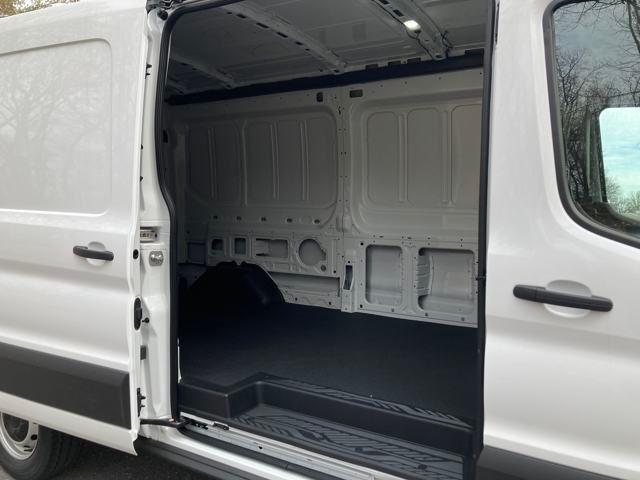 2025 Ford Transit 250