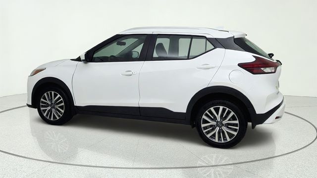 2024 Nissan Kicks SV White at EAG Ford Navasota