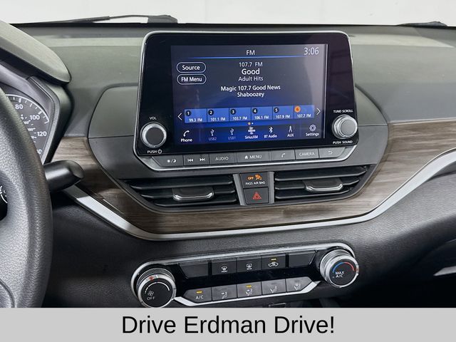 Used 2023 Nissan Altima Sedan