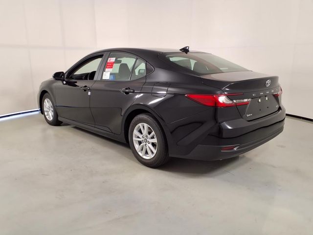 2025 Toyota Camry LE photo