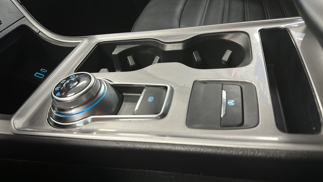 Used 2024 Black Metallic Ford SEL image 19