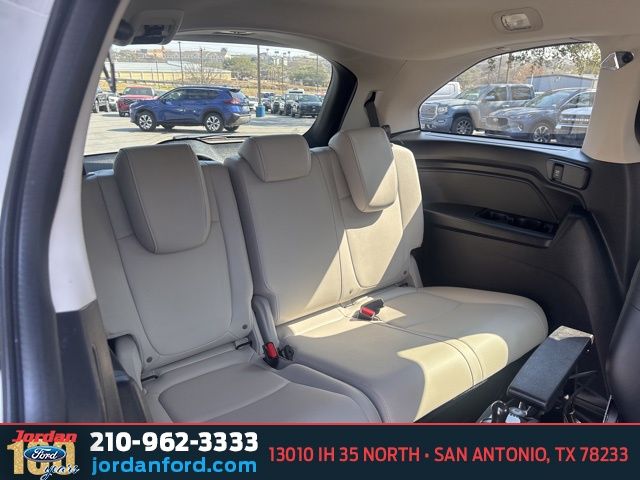 Used Car 2025 Honda Odyssey  Ex-l For Sale Under $70,000 In San Antonio, Texas
