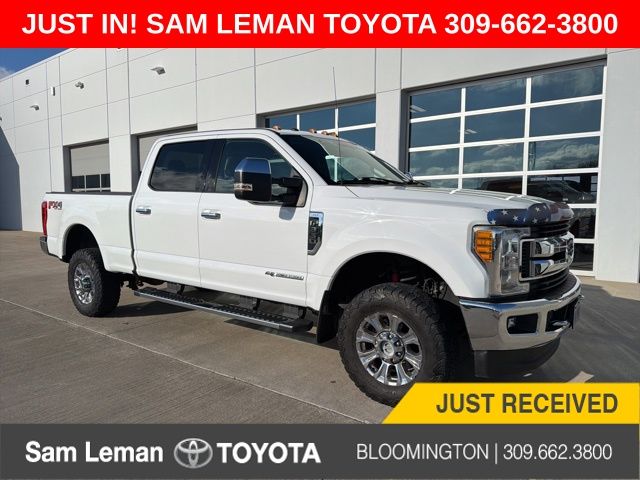 2017 Ford F-350 Super Duty XLT Crew Cab 4WD