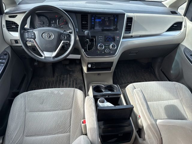 2015 White Toyota Sienna LE FWD Van