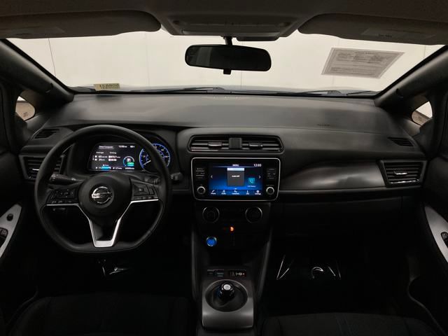 2022 Nissan LEAF S