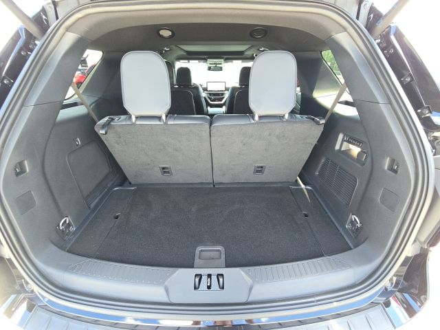 2025 Ford Explorer ST:168552A