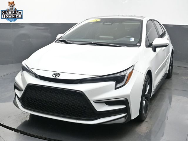 Wind Chill Pearl/Midnight Black Metallic 2023 Toyota Corolla XSE FWD Sedan Front-Wheel Drive Continuously Variable Transmission