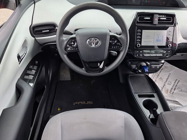 Used 2020 Red Toyota L image 7