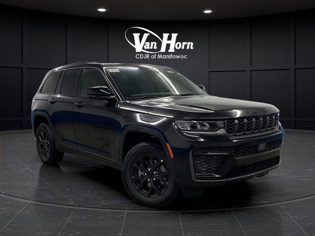 2026 Jeep Grand Cherokee Laredo Altitude
