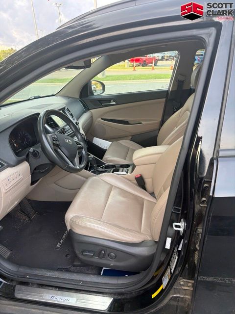 Used 2016 Hyundai Tucson Limited with VIN KM8J33A25GU201355 for sale in Matthews, NC