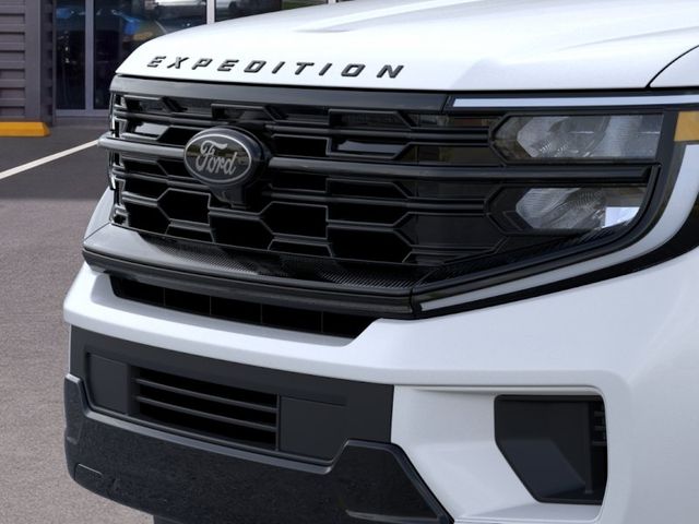 New 2026 White Ford Platinum image 17