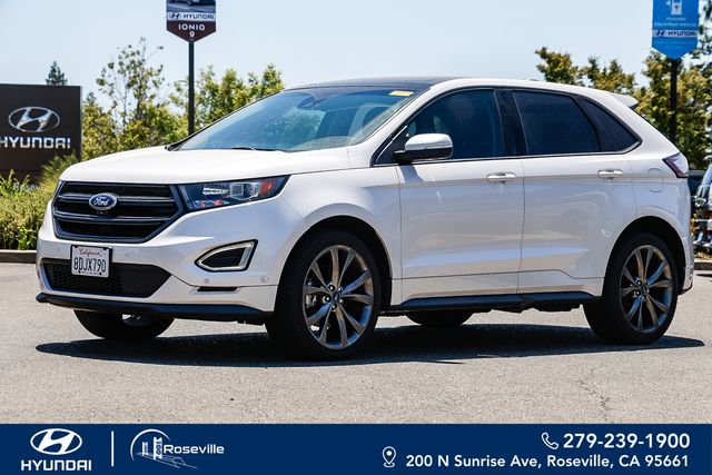 White Platinum Clearcoat Metallic 2017 Ford Edge SUV / Crossover All-Wheel Drive 6-Speed Automatic