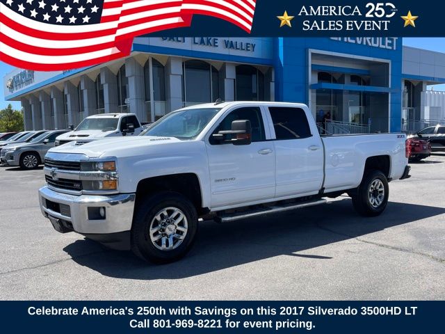 Summit White 2017 Chevrolet Silverado 3500HD Pickup Truck Four-Wheel Drive 6-Speed Automatic