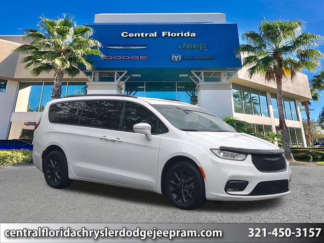 Bright White Clearcoat 2021 Chrysler Pacifica Minivan Front-Wheel Drive 9-Speed Automatic
