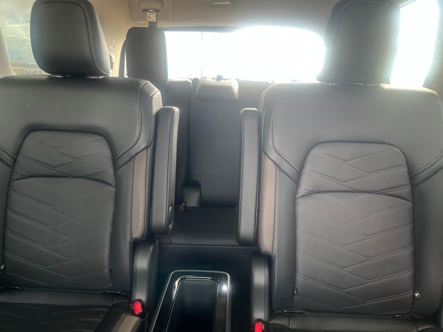 Used 2025 Nissan Pathfinder SUV