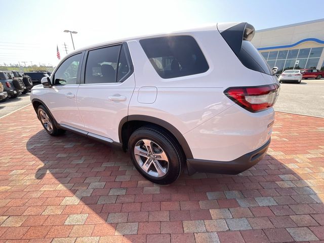 Used 2025 Honda Pilot SUV