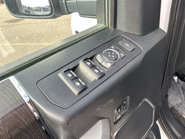 Used 2021 White Ford Lariat image 17