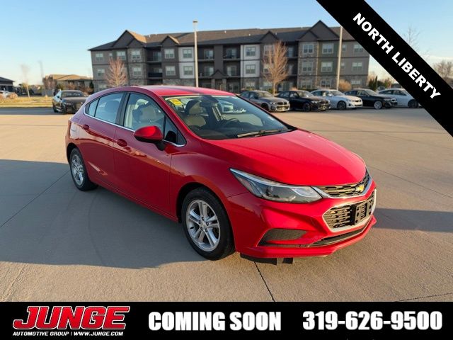 2017 Chevrolet Cruze LT Hatchback FWD