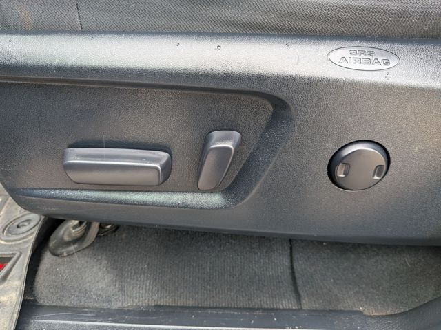 2015 Toyota Tundra - Image 13