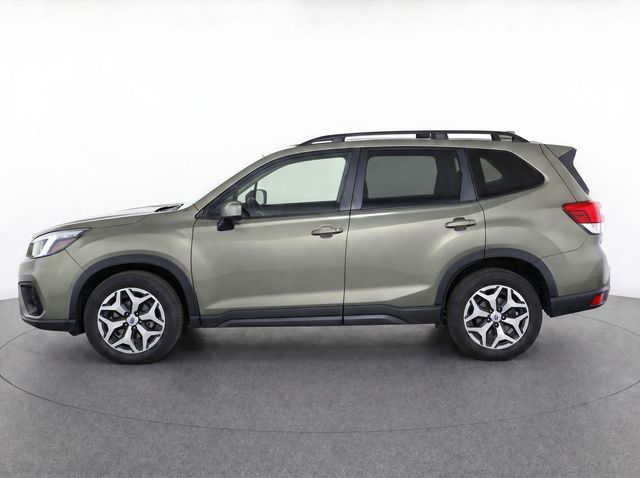 Used 2021 Green Subaru Premium image 8