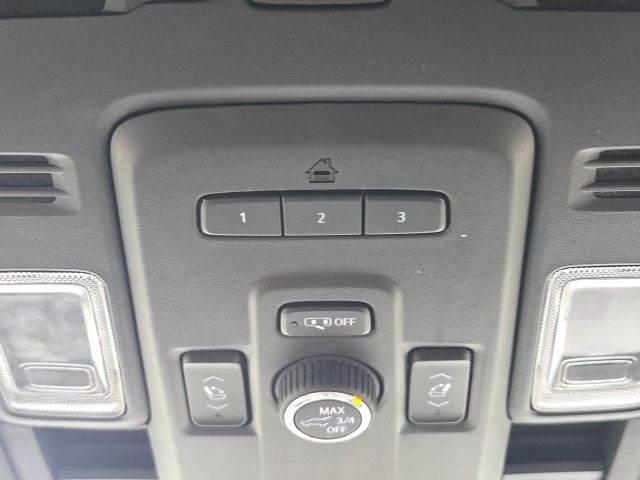 2021 Cadillac Escalade Premium Luxury Platinum:44868A