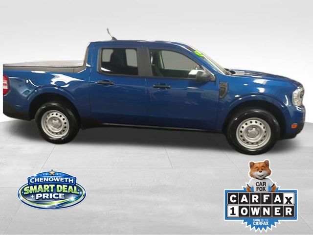 View vehicle photo 3