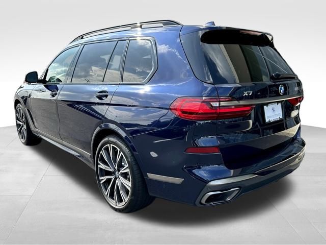 2021 BMW X7 M50i 7