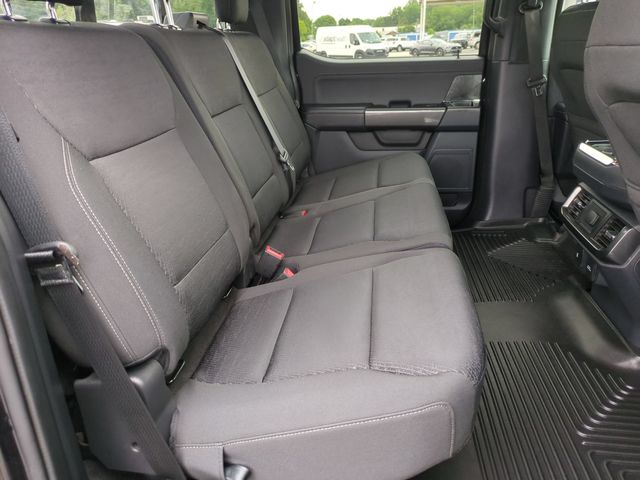 Used 2023 Agate Black Metallic Ford XLT image 31