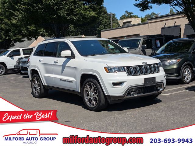 Bright White Clearcoat 2018 Jeep Grand Cherokee SUV / Crossover Four-Wheel Drive 8-Speed Automatic