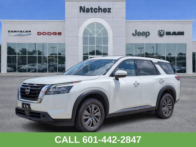 Glacier White 2024 Nissan Pathfinder SUV / Crossover Front-Wheel Drive 9-Speed Automatic