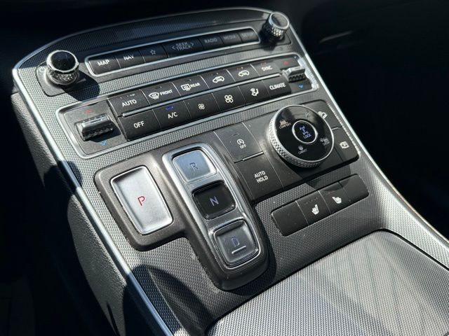 used 2023 Hyundai Santa Fe car, priced at $21,198