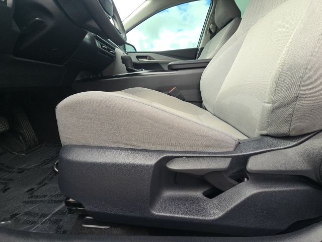 2025 Toyota Camry LE:45680A