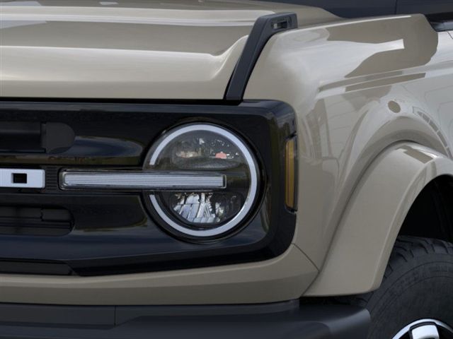 2025 Ford Bronco Outer Banks photo