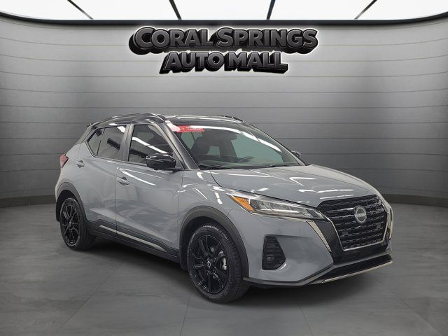 2022 Nissan Kicks SR