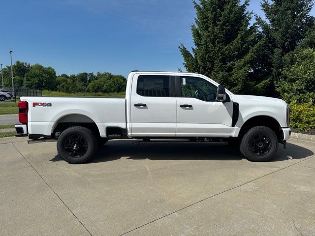 New 2026 White Ford XL image 3