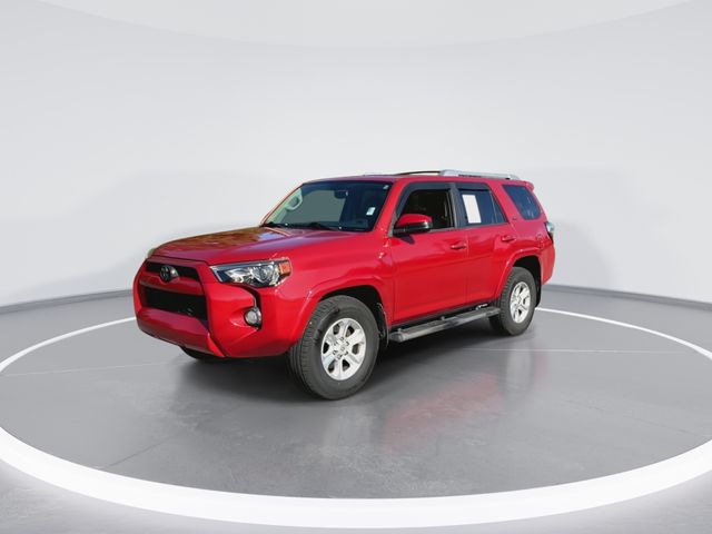 Used 2018 Red Toyota SR5 image 4