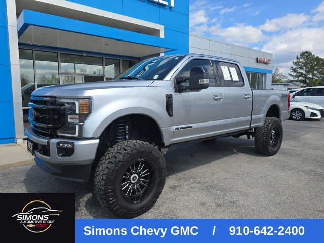 2022 Ford F-250 Super Duty Lariat Crew Cab 4WD