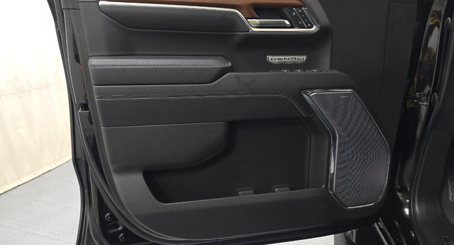 2023 Black GMC Sierra 1500 Denali 4X4 Truck
