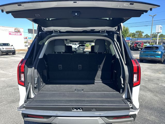 Used 2025 White Ford Platinum image 26