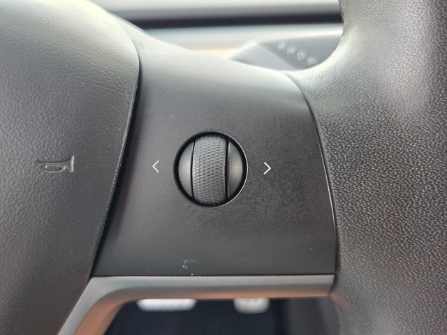 Used 2020 Blue Tesla Performance image 25