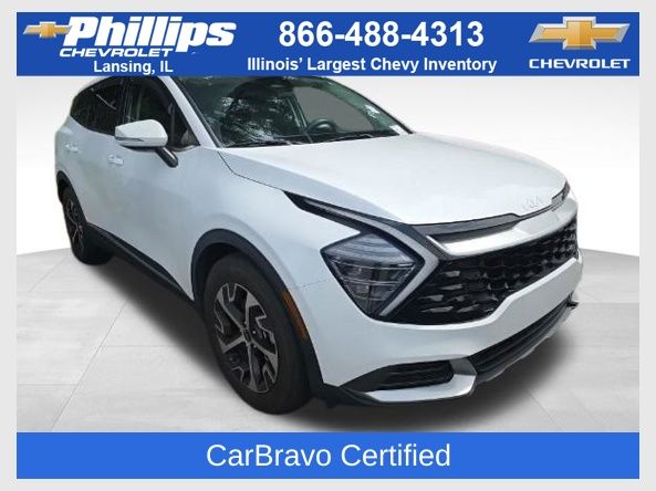 Glacial White Pearl 2024 Kia Sportage SUV / Crossover Front-Wheel Drive 8-Speed Automatic