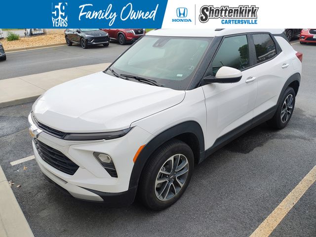 Summit White 2025 Chevrolet Trailblazer SUV / Crossover Four-Wheel Drive 9-Speed Automatic