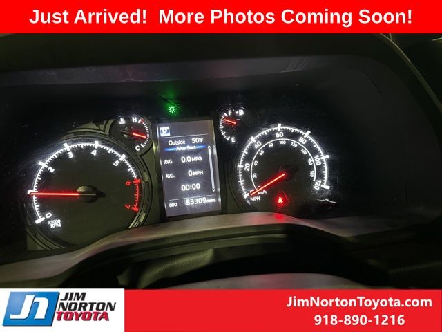 2020 Toyota 4Runner SR5 11