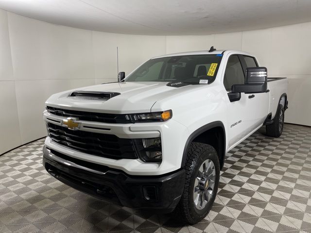 2025 Chevrolet Silverado 2500HD Custom 12