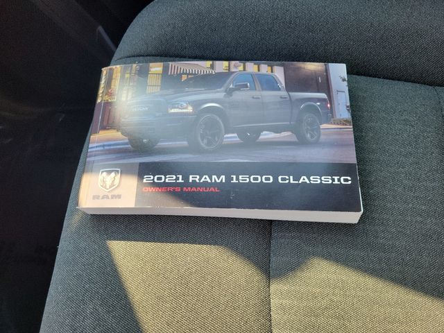 2021 Ram 1500 Classic Warlock 27