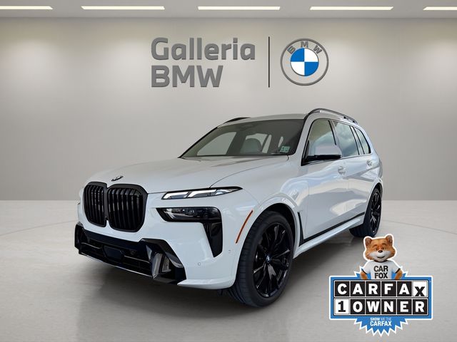 2025 BMW X7 40i's photo
