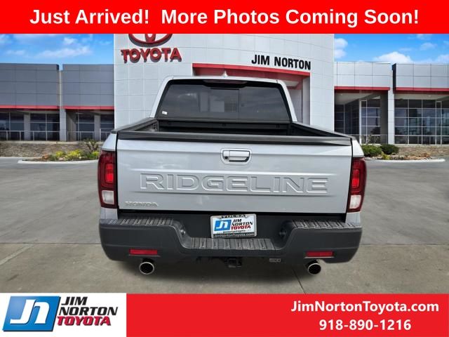 Used 2025 Honda Ridgeline Truck